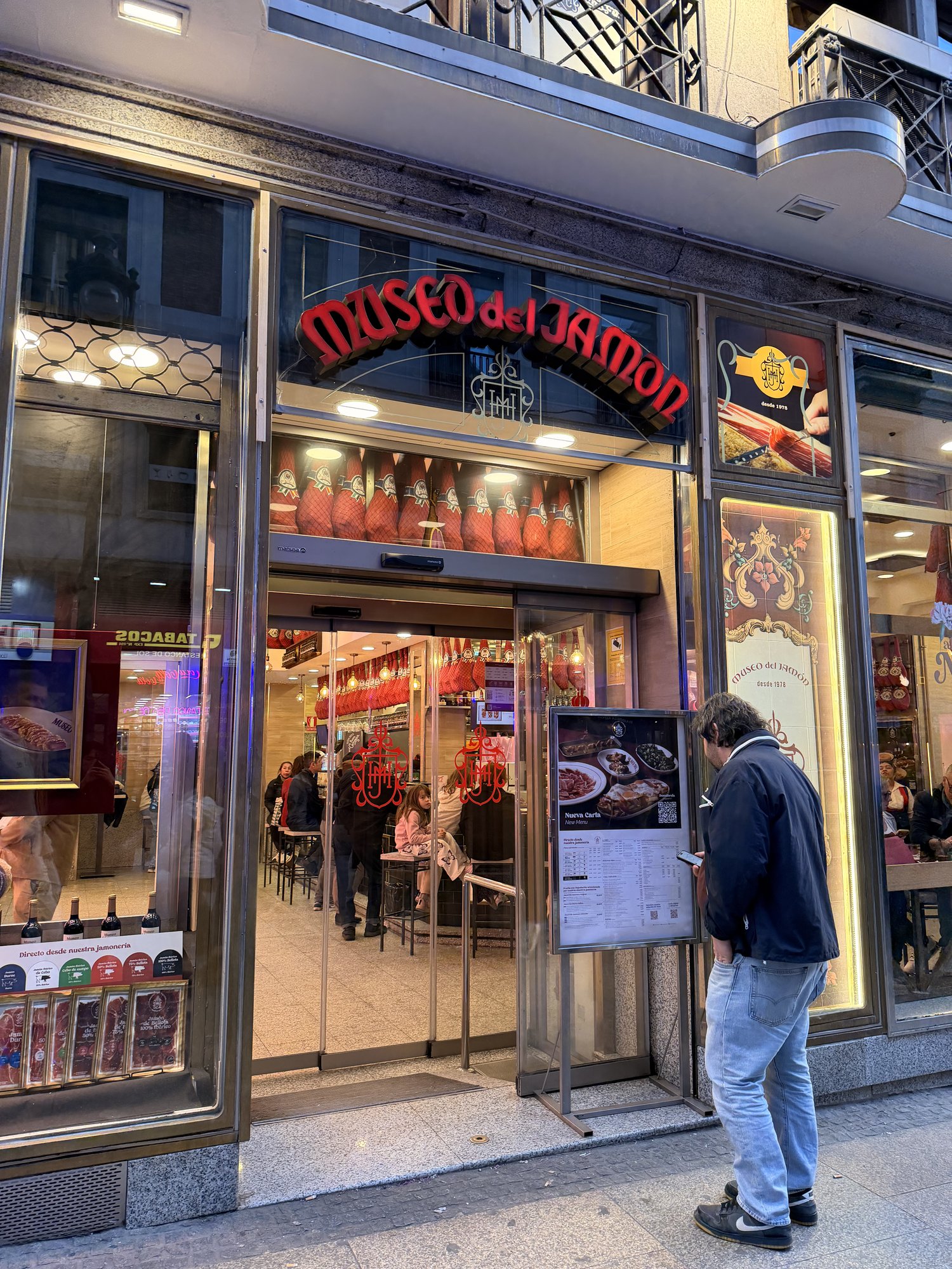 Museo del Jamón Madrid: What to Order & Prices